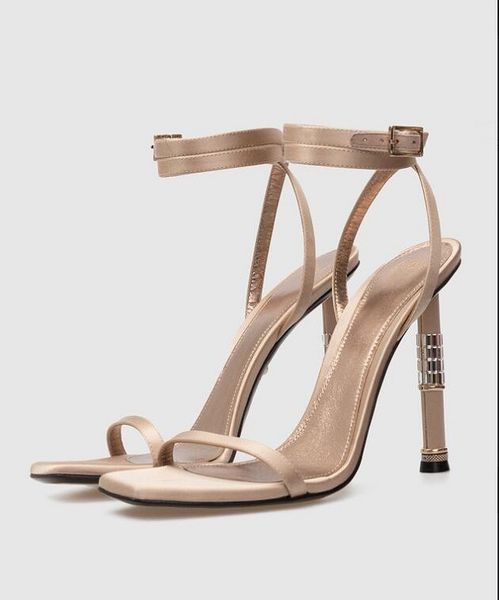 alevi letizia women sandals shoes sparkling crystal-encrusted strap milano stiletto heels summer luxury party wedding dress lady gladiator s, Black
alevi letizia women sandals shoes sparkling crystal-encrusted strap milano stiletto heels summer luxury party wedding dress lady gladiator s, Black