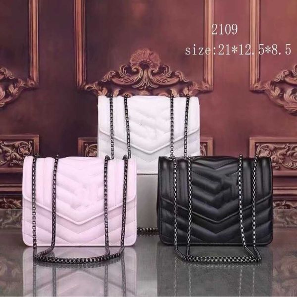 luxury handbag single solid chain horizontal square inner patch magnetic buckle black baghigh
luxury handbag single solid chain horizontal square inner patch magnetic buckle black baghigh