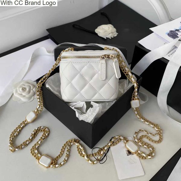 cc cross body 7a new autumn and winter bags women's plush hand-carrying bag dull polish bag shoulder crossbody letter tote large capaci
cc cross body 7a new autumn and winter bags women's plush hand-carrying bag dull polish bag shoulder crossbody letter tote large capaci
