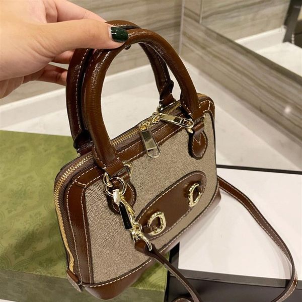 2021 fashion luxury 3a women's shell shoulder bag designer brand handbag messenger classic messenger bag with or231g
2021 fashion luxury 3a women's shell shoulder bag designer brand handbag messenger classic messenger bag with or231g