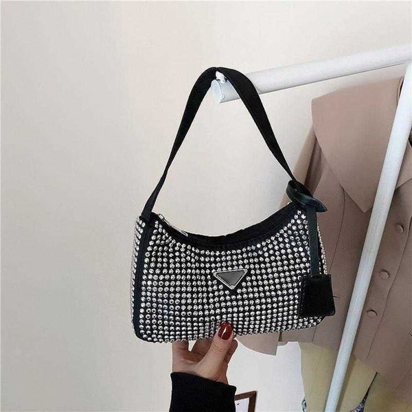 luxury fashion bag hand spring hobo underarm full diamond belt drill single shoulder women's zipper dinner tote baghigh
luxury fashion bag hand spring hobo underarm full diamond belt drill single shoulder women's zipper dinner tote baghigh