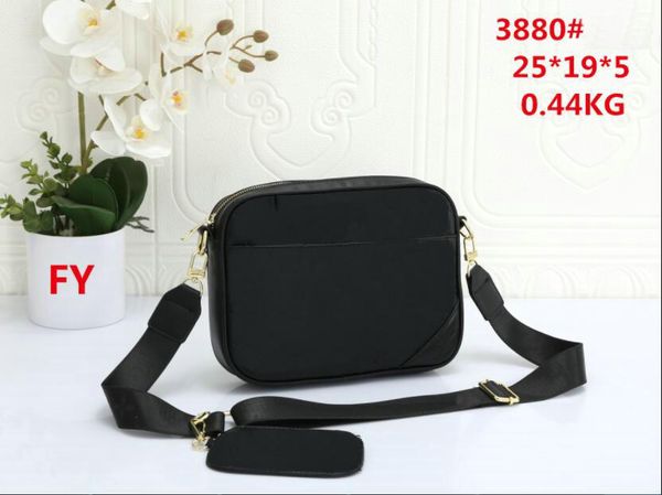 women 2pcs/set embossing shoulder bags zipper cowhide emboss coussin totes crossbody bags designer luxury handbags messenger bag clutchs lad
women 2pcs/set embossing shoulder bags zipper cowhide emboss coussin totes crossbody bags designer luxury handbags messenger bag clutchs lad