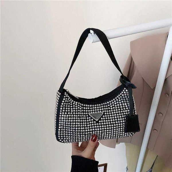 wholesale market 2023 luxury hand spring hobo underarm full diamond belt drill single shoulder women's zipper dinner tote baghigh quali
wholesale market 2023 luxury hand spring hobo underarm full diamond belt drill single shoulder women's zipper dinner tote baghigh quali