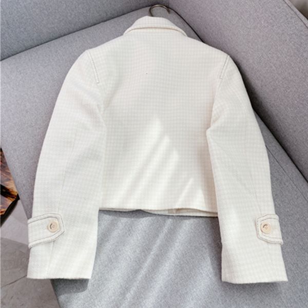 two piece dres suit tweed jacket skirt autumn solid button aline mini turndown collar high street chic stunning fashion design s 230224, White
two piece dres suit tweed jacket skirt autumn solid button aline mini turndown collar high street chic stunning fashion design s 230224, White