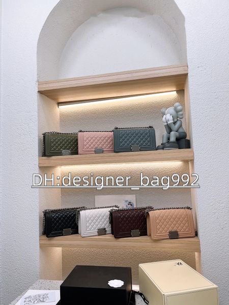 very nice new lingeri bags full leather spicy mama bag classic collection high-end line neat luxury goods wholesale handbag luxury designers
very nice new lingeri bags full leather spicy mama bag classic collection high-end line neat luxury goods wholesale handbag luxury designers