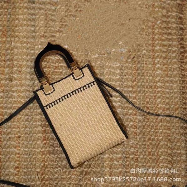 wholesale market 2023 luxury family's new straw mini tote seaside vacation woven handbag one shoulder messenger women's baghigh qu
wholesale market 2023 luxury family's new straw mini tote seaside vacation woven handbag one shoulder messenger women's baghigh qu