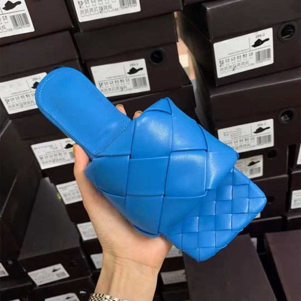 shoes family b slippers 2023 spring summer new woven square head comfortable flat women's are versatile and wear large shoes, Black
shoes family b slippers 2023 spring summer new woven square head comfortable flat women's are versatile and wear large shoes, Black