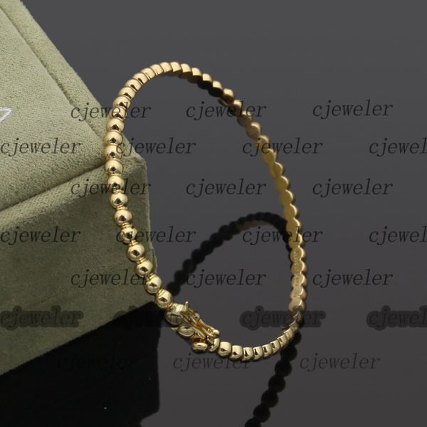 charm bracelets vc letter fine version of round bead bracelet 18k gold 925 silver original packaging four-leaf clover bangles for mens women, Golden;silver
charm bracelets vc letter fine version of round bead bracelet 18k gold 925 silver original packaging four-leaf clover bangles for mens women, Golden;silver
