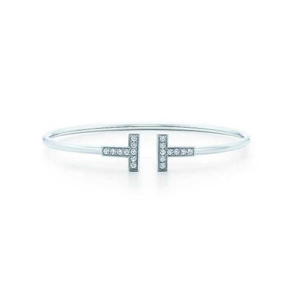 bzc1 tiffay double t bracelet 925 sterling silver plated 18k gold inlaid with diamond full smooth t-shaped elastic seiko high version, Black
bzc1 tiffay double t bracelet 925 sterling silver plated 18k gold inlaid with diamond full smooth t-shaped elastic seiko high version, Black