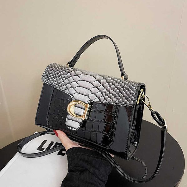 2023 new crossbody bags for female small women's versatile alligator hand single shoulder messenger bags shoulder handbag 50%off sale
2023 new crossbody bags for female small women's versatile alligator hand single shoulder messenger bags shoulder handbag 50%off sale