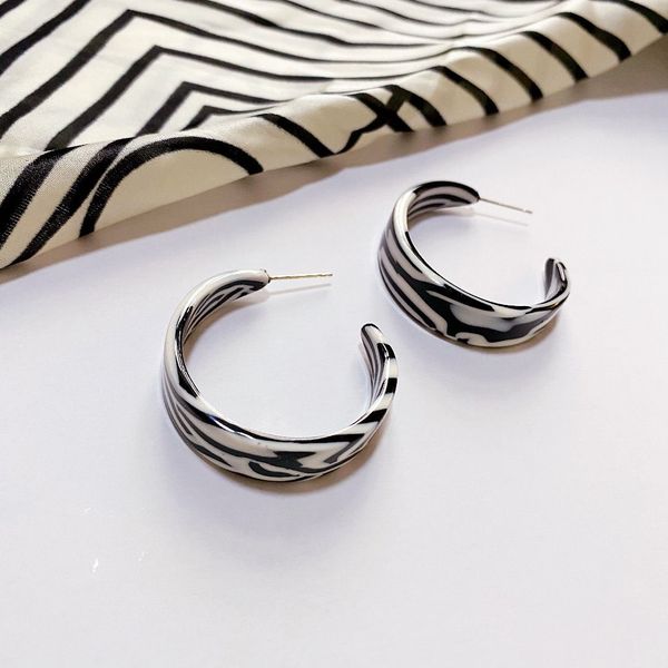 earrings chandeliers dangles earrings black and white geometric semicircle zebra design metal earrings jewelry restoring ancient ways temper, Silver
earrings chandeliers dangles earrings black and white geometric semicircle zebra design metal earrings jewelry restoring ancient ways temper, Silver