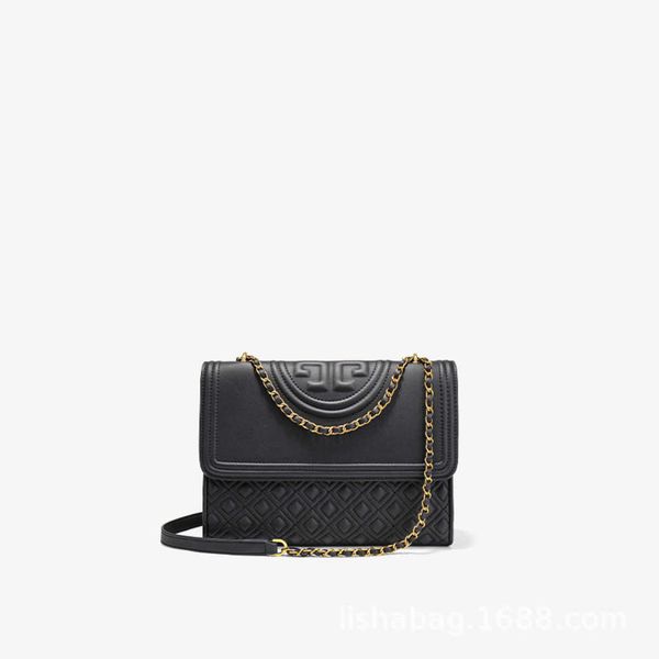 wholesale market 2023 luxury chain small square new leather messenger black rhomboid baghigh quality
wholesale market 2023 luxury chain small square new leather messenger black rhomboid baghigh quality