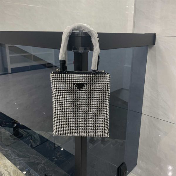 luxury handbag new messenger full diamond chain single shoulder portable small square women's baghigh
luxury handbag new messenger full diamond chain single shoulder portable small square women's baghigh