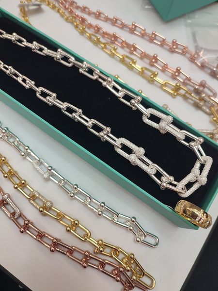gold silver necklace diamond cross pendant set 18k gold plated designer fine jewelry womens mens couple fashion woman chain wholesale weddin
gold silver necklace diamond cross pendant set 18k gold plated designer fine jewelry womens mens couple fashion woman chain wholesale weddin
