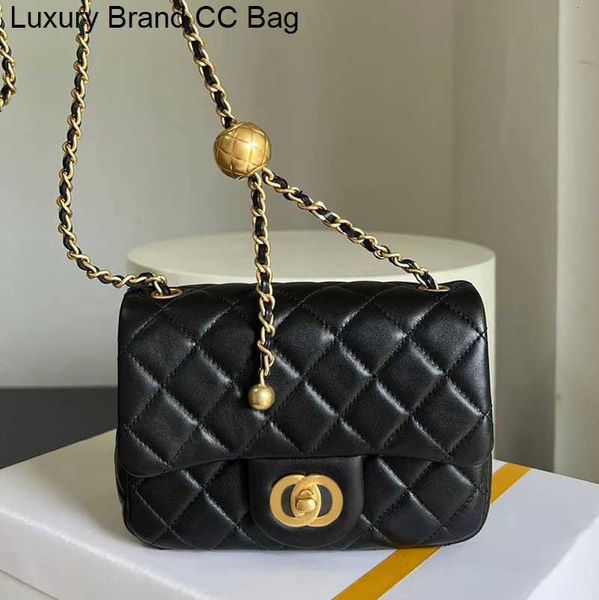 cc cross body designer bags shoulder chain bag clutch flap tote bags c wallet women chain purse double letters solid hasp waist square strip
cc cross body designer bags shoulder chain bag clutch flap tote bags c wallet women chain purse double letters solid hasp waist square strip