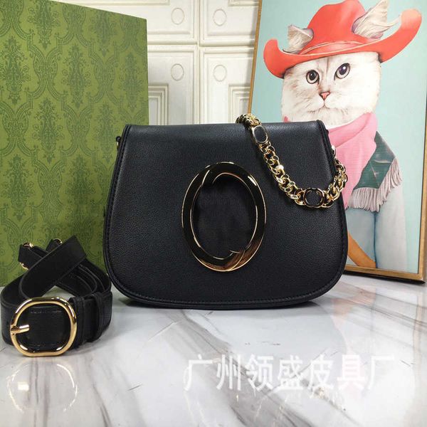 70% 2023 new shoulder bag new interlocking chain and fashionable one shoulder diagonal armpit women's full leatherhigh
70% 2023 new shoulder bag new interlocking chain and fashionable one shoulder diagonal armpit women's full leatherhigh
