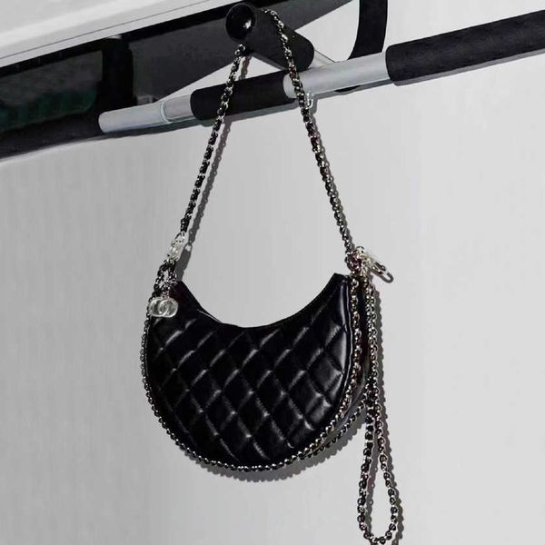 2023 new crossbody bags for female rhombus chain single-shoulder cross-body crescent high-grade bag shoulder handbag 50%off sale
2023 new crossbody bags for female rhombus chain single-shoulder cross-body crescent high-grade bag shoulder handbag 50%off sale