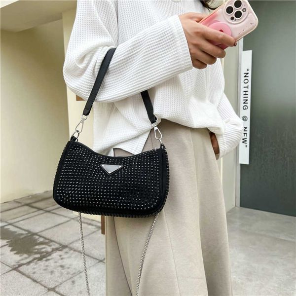luxury fashion bag bright diamond armpit casual new small chain temperament women's baghigh
luxury fashion bag bright diamond armpit casual new small chain temperament women's baghigh