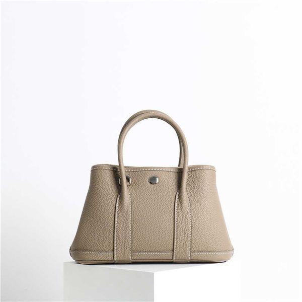 wholesale original party garden home tote bags online shop layer togo cowhide garden bag leather women's 2023 new bucket fashion portab
wholesale original party garden home tote bags online shop layer togo cowhide garden bag leather women's 2023 new bucket fashion portab
