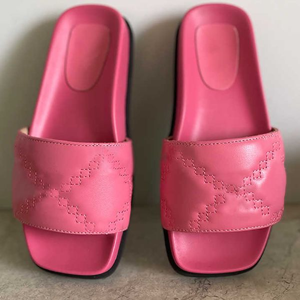 2023 designer women slippers slides quilting sandals real leather luxury mens flat shoe rubber thick bottom flip flops beach summer shoes 35, Black
2023 designer women slippers slides quilting sandals real leather luxury mens flat shoe rubber thick bottom flip flops beach summer shoes 35, Black