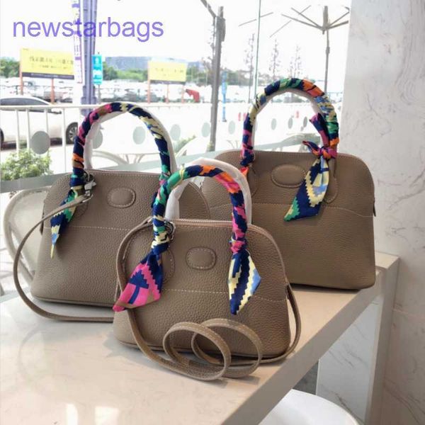 h designer bags for women spring and summer new shell bag fashion classic lychee grain leather layer cowh have logo
h designer bags for women spring and summer new shell bag fashion classic lychee grain leather layer cowh have logo