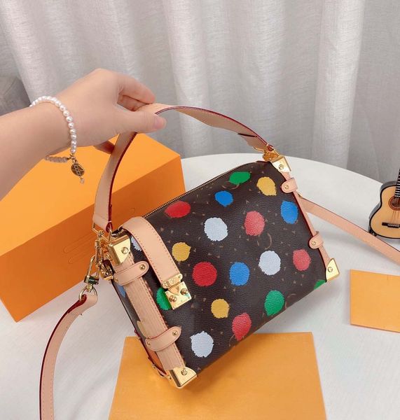 luxury yk side trunk designer bags louiseits womens canvas genuine leather shoulder viutonits handbag painted dots crossbody bag m46396 m214
luxury yk side trunk designer bags louiseits womens canvas genuine leather shoulder viutonits handbag painted dots crossbody bag m46396 m214