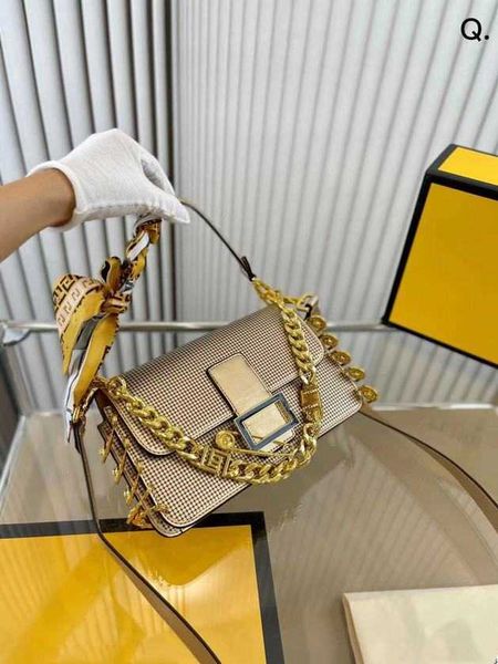 2023 new crossbody bags for female chain straddle handbag women's bag tide shoulder handbag 50%off sale
2023 new crossbody bags for female chain straddle handbag women's bag tide shoulder handbag 50%off sale