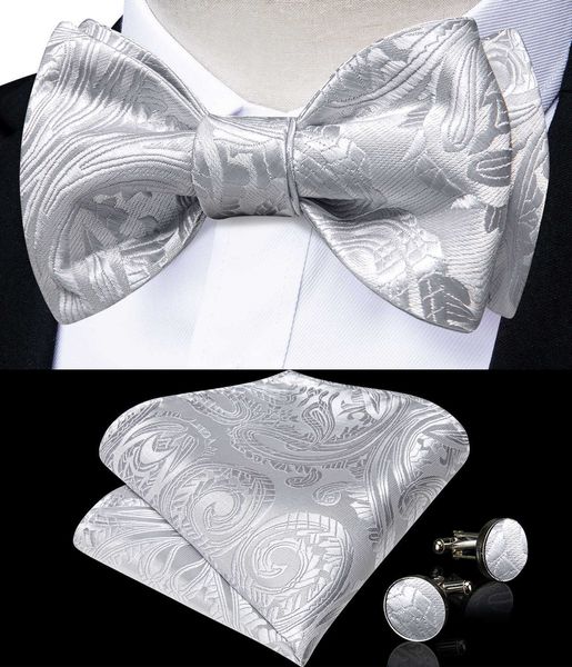 neck ties 2022 classical men's bowknot self bow ties fashion wedding business paisley floral gourdknot tie set hanky cufflink dibangu j, Blue;purple
neck ties 2022 classical men's bowknot self bow ties fashion wedding business paisley floral gourdknot tie set hanky cufflink dibangu j, Blue;purple