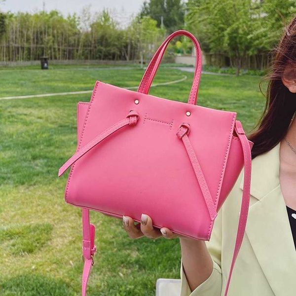 luxury small female bags 67%off hand high-capacity textured messenger small simple handbag 2023 design crossbody bags
luxury small female bags 67%off hand high-capacity textured messenger small simple handbag 2023 design crossbody bags