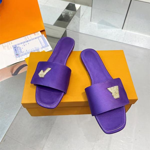 7a leather slippers women's sandals super multicolor with diamonds slippers designer letters hook and loop fashion luxury platform outd, Black
7a leather slippers women's sandals super multicolor with diamonds slippers designer letters hook and loop fashion luxury platform outd, Black
