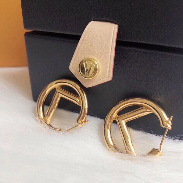 designer earrings luxury earring for women wedding party jewerlry accessories wholesale, Golden;silver
designer earrings luxury earring for women wedding party jewerlry accessories wholesale, Golden;silver