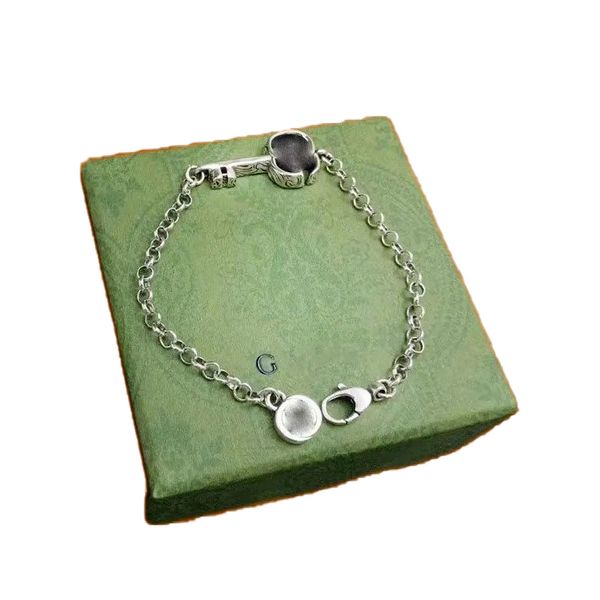 luxury charm g bracelets designer bracelet wholesales letter gu interlocking monogram key bangles for mens fashion womens bijoux cjewelers o, Golden;silver
luxury charm g bracelets designer bracelet wholesales letter gu interlocking monogram key bangles for mens fashion womens bijoux cjewelers o, Golden;silver