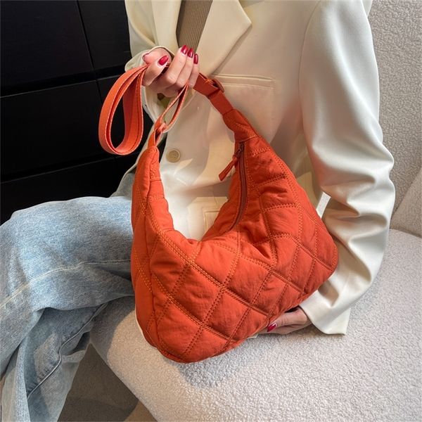 evening bag bag nylon brand quilted padded short handle luxury big handbags lady soft shoulder satchels side 230224
evening bag bag nylon brand quilted padded short handle luxury big handbags lady soft shoulder satchels side 230224