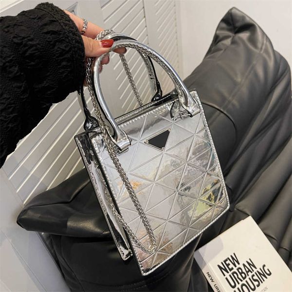 luxury handbag new women's handbag bright skin fried street small fragrance versatile chain shoulder rhombic square box baghigh
luxury handbag new women's handbag bright skin fried street small fragrance versatile chain shoulder rhombic square box baghigh