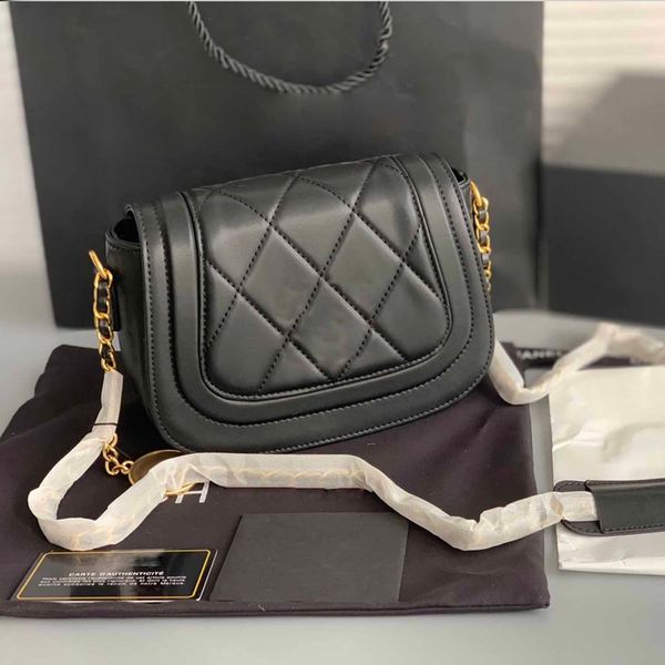 early spring classic mini chain bag hardware diagonal shoulder chain calfskin outdoor multi function shopping bag luxury designer line multi
early spring classic mini chain bag hardware diagonal shoulder chain calfskin outdoor multi function shopping bag luxury designer line multi