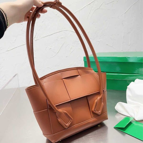 totes weave shopping bags handbags totes attractive and practical luxury 223 crossbody for women messengers purses
totes weave shopping bags handbags totes attractive and practical luxury 223 crossbody for women messengers purses
