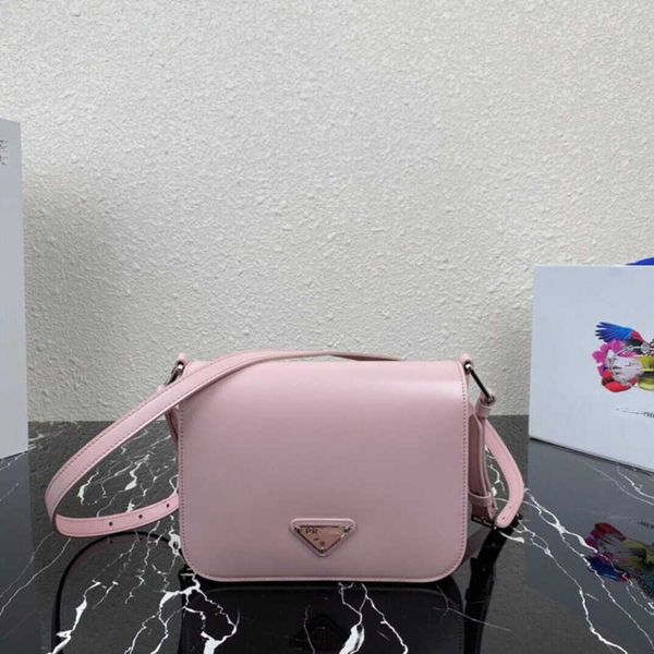 70% 2023 new shoulder bag women's new style small square fashionable versatile simple and atmospheric bright face leather messengerhigh
70% 2023 new shoulder bag women's new style small square fashionable versatile simple and atmospheric bright face leather messengerhigh