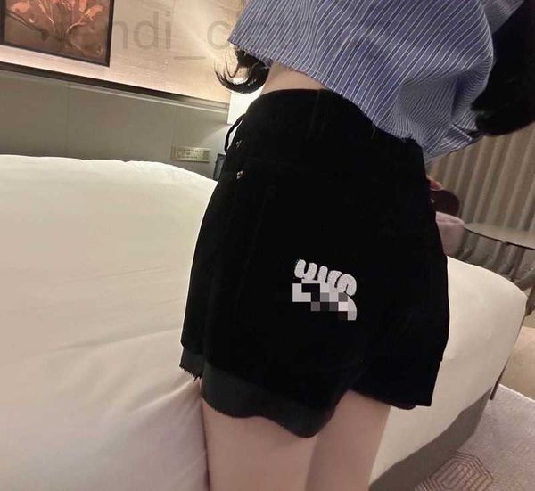 women's shorts designer * 2023 new patch letter velvet shorts 2023 apwo, White;black
women's shorts designer * 2023 new patch letter velvet shorts 2023 apwo, White;black