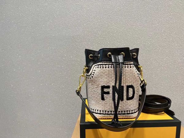 55%off new luxury fashion brand bags straw letter drawstring bucket woven wide strap single shoulder messenger bag women female shoulder cro
55%off new luxury fashion brand bags straw letter drawstring bucket woven wide strap single shoulder messenger bag women female shoulder cro