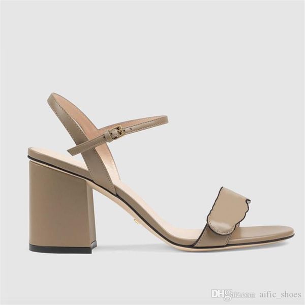 2021 fashion metal buckle leather low heel sandal designer luxurys womens size 34-42305p, Black
2021 fashion metal buckle leather low heel sandal designer luxurys womens size 34-42305p, Black