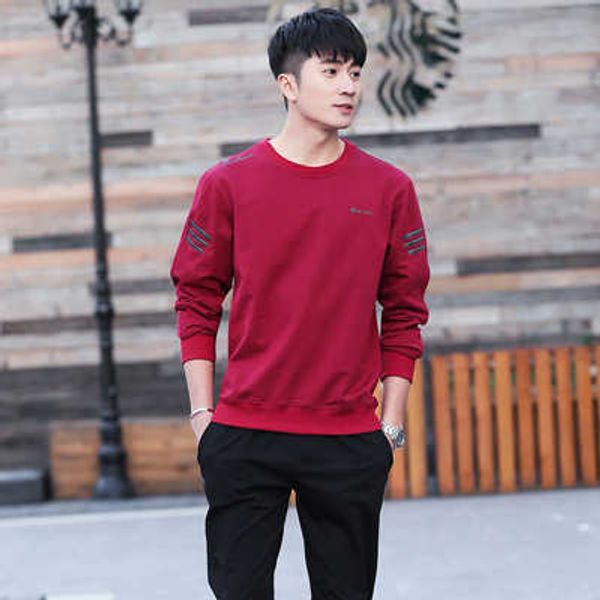 spring and autumn cotton resistant long-sleeved sports trend embroidery solid color three-bar round neck sweater suit for mensjlt, Gray
spring and autumn cotton resistant long-sleeved sports trend embroidery solid color three-bar round neck sweater suit for mensjlt, Gray