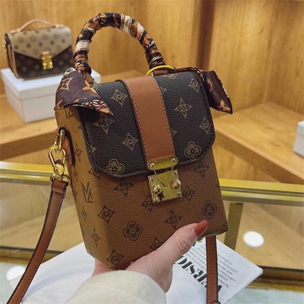 2023 new luxury fashion bag popular female ins single messenger autumn texture portable small squarehigh
2023 new luxury fashion bag popular female ins single messenger autumn texture portable small squarehigh