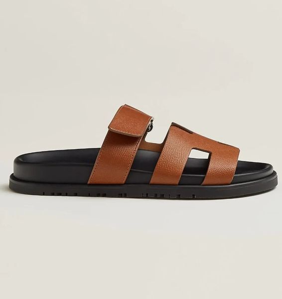 23ss luxury chypre men sandals shoes calfskin leather man slippers slip on beach slide flats boys adjustable strap flip flops white black br
23ss luxury chypre men sandals shoes calfskin leather man slippers slip on beach slide flats boys adjustable strap flip flops white black br