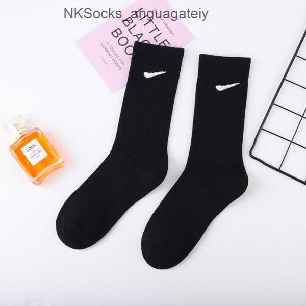 men's luxury fashion socks women's hook brand stockings designers candy colorful medium long women men couple's stocking brea, Black
men's luxury fashion socks women's hook brand stockings designers candy colorful medium long women men couple's stocking brea, Black