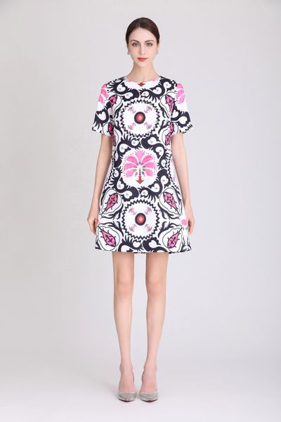 casual dress short sleeve dress spring and summer loose round neck original designer fashion flower print handmade beaded dress, Black;gray
casual dress short sleeve dress spring and summer loose round neck original designer fashion flower print handmade beaded dress, Black;gray