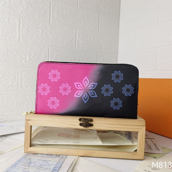 leather gradient zippy long wallets women luxury bag coin purse card holder designer clutch bags lady purses lvs wallet, Red;black
leather gradient zippy long wallets women luxury bag coin purse card holder designer clutch bags lady purses lvs wallet, Red;black