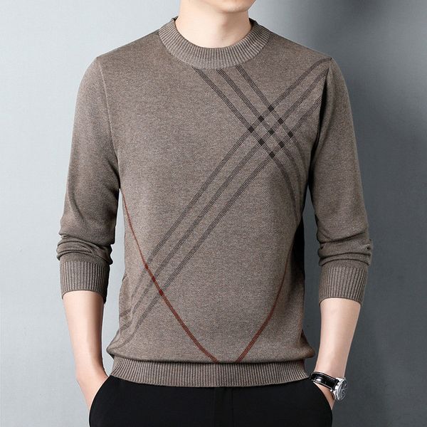 men's t-shirts men's sweater for autumn and winter korean version thick warm striped knitwear trendy luxury round neck pullovers c, White;black
men's t-shirts men's sweater for autumn and winter korean version thick warm striped knitwear trendy luxury round neck pullovers c, White;black