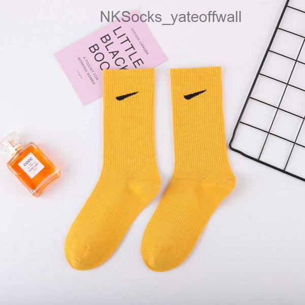 fashion luxury men's socks women's hook brand stockings designers candy colorful medium long women men couple's stocking brea, Black
fashion luxury men's socks women's hook brand stockings designers candy colorful medium long women men couple's stocking brea, Black