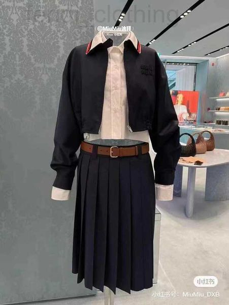 casual dresses designer * mi 22 autumn winter navy sports style zipper jacket pleated skirt set casual fashion m8rm, Black;gray
casual dresses designer * mi 22 autumn winter navy sports style zipper jacket pleated skirt set casual fashion m8rm, Black;gray