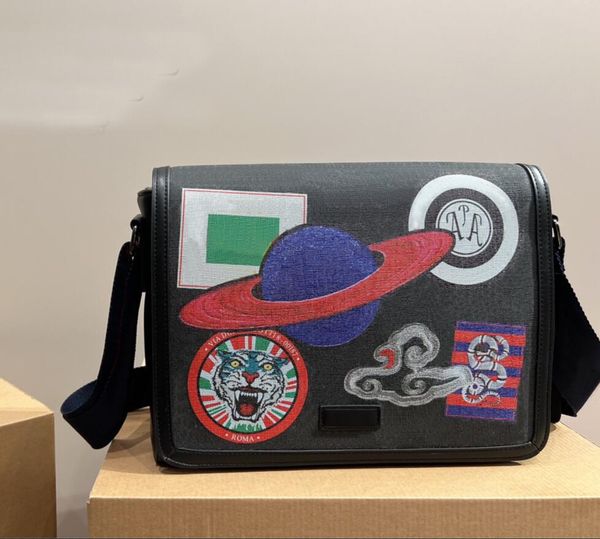 luxurys designers messenger bag clamshell cross body classic shoulder bags business briefcase pouches tote black web tiger snake handbags wa
luxurys designers messenger bag clamshell cross body classic shoulder bags business briefcase pouches tote black web tiger snake handbags wa